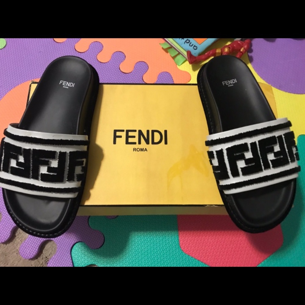 Fendi slides